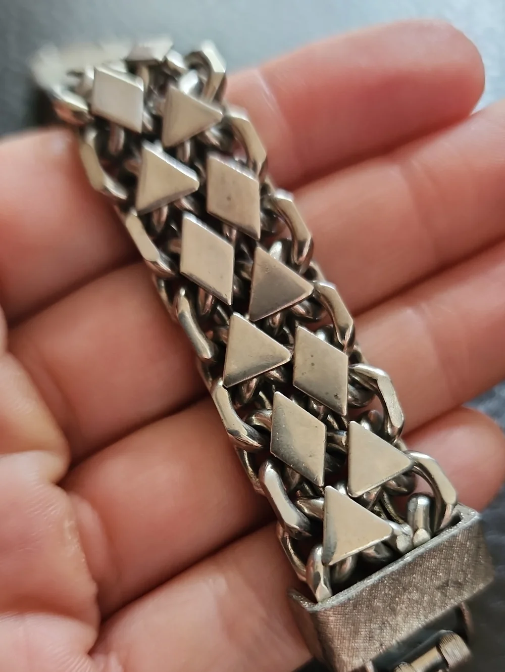 VTG Kramer Men's Polished Silver-Tone Chain Bracelet - Classic Link Design